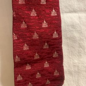 A tie made for the congress bound winner this year ❗️